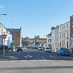Abbey Nest - Feel Away From Home! * Whitby