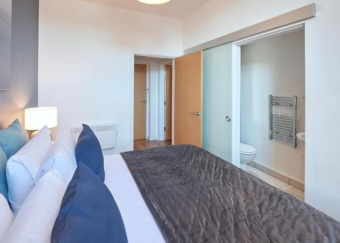 Abbey Nest - Feel Away From Home! Appartement