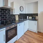 Abbey Nest - Feel Away From Home! * Whitby