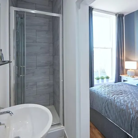 Abbey Nest - Feel Away From Home! Apartman